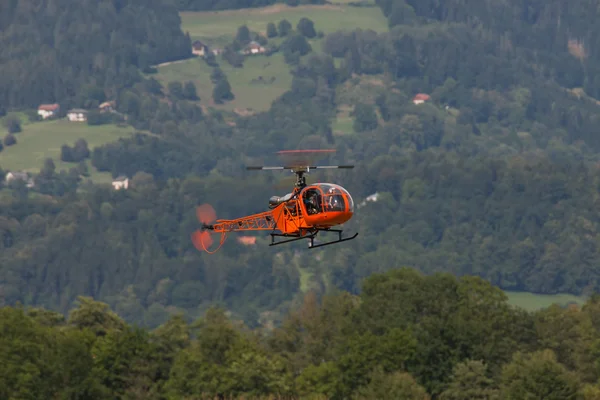 Militärhubschrauber - Hubschrauber - Armee - Modellhubschrauber — Stockfoto