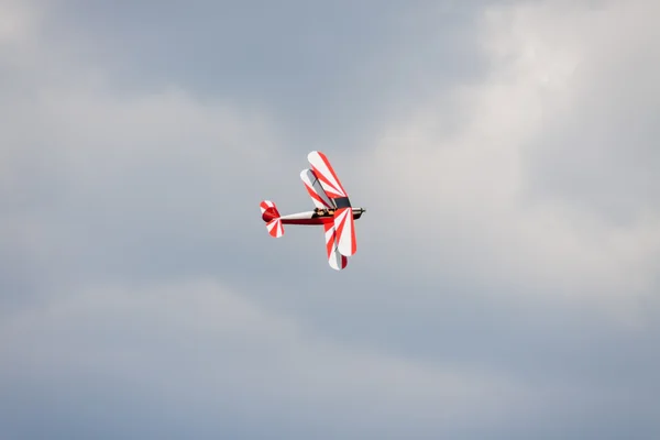 Double Decker - Model Biplane - Aircraft — Stock Photo, Image