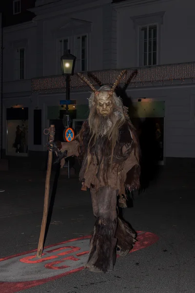 Perchten on a Perchtenlauf - masks and skins — Stock Photo, Image