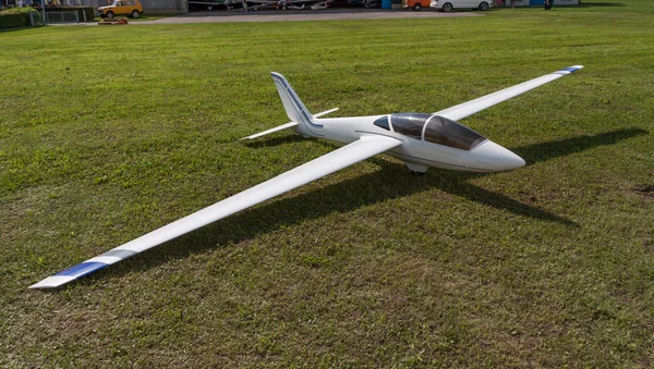 Glider - Modell Glider - Flyging – stockfoto