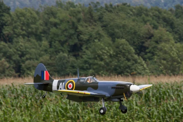 Aeronaves - Modelo Aeronaves - Aeróbica de asa baixa — Fotografia de Stock