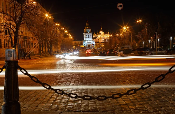 St. Michael's Golden-Domed Monastery at night — Stock Photo, Image