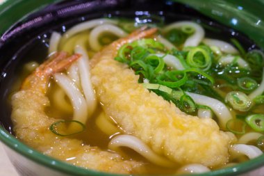 Tempura Udon sebze ve karides tarifi