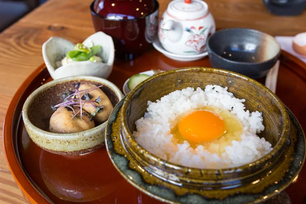 Tamago-Kake-Gohan, cuisine japonaise Photos De Stock Libres De Droits