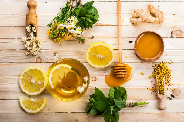 Bitkisel çay için ayarlayın. Arka plan Detoks.