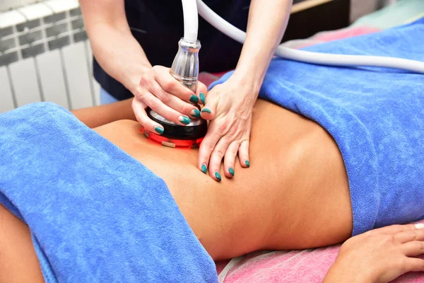 Massaggio Sottovuoto Cosmetologia Hardware Cura Del Corpo Scultura Corporea Non — Foto Stock