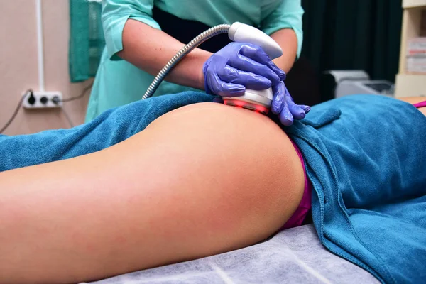 Süpürge Masajı Donanım Kozmetolojisi Vücut Bakımı Cerrahi Olmayan Vücut Şekillendirme — Stok fotoğraf