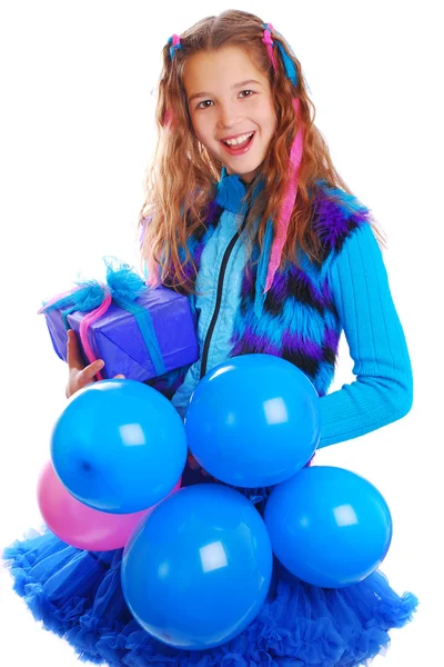 Девушка с воздушными шарами на изолированном фоне — стоковое фото