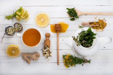 Bitkisel çay için ayarlayın. Arka plan Detoks.