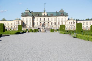 Drottningholm Sarayı İsveç 'te bulunmaktadır.