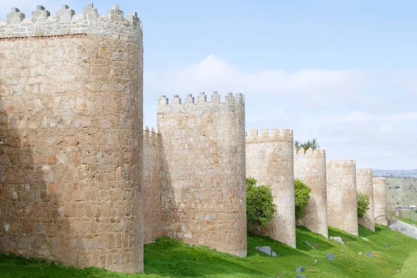 Spanya Avila Nın Eski Ortaçağ Şehir Duvarları — Stok fotoğraf