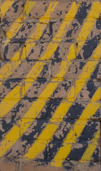 Silicate Brick Wall Painted Yellow Black Stripes — Stock Photo, Image