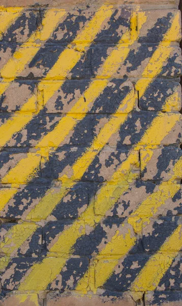 Silicate Brick Wall Painted Yellow Black Stripes — Stock Photo, Image
