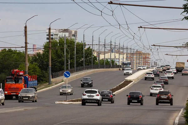 Orenburg Orenburg Region Russia 2021Cars Climb Six Lane Road Bridge — Stock Photo, Image