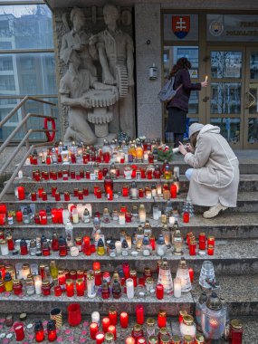 General Lucansky 'nin saygı gösterdiği yer, Polis Merkezi Başbakanlığı, Bratislava, Slovakya.