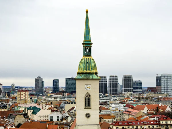 Turm Der Katholischen Kathedrale Martin Mlynske Nivy Bratislava Slowakei — Stockfoto