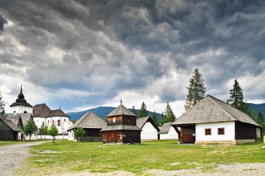 Pribylina 'da açık hava müzesi, halk mimarisi, Slovakya.