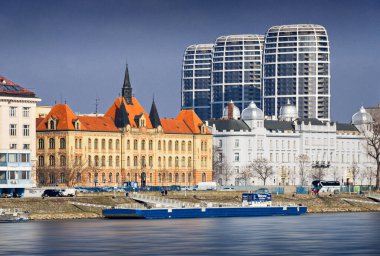 Makine Mühendisliği Fakültesi, Üniversite, Üniversite, Comenius Üniversitesi, Tuna Nehri, Tuna Nehri, Bratislava, Slovakya.