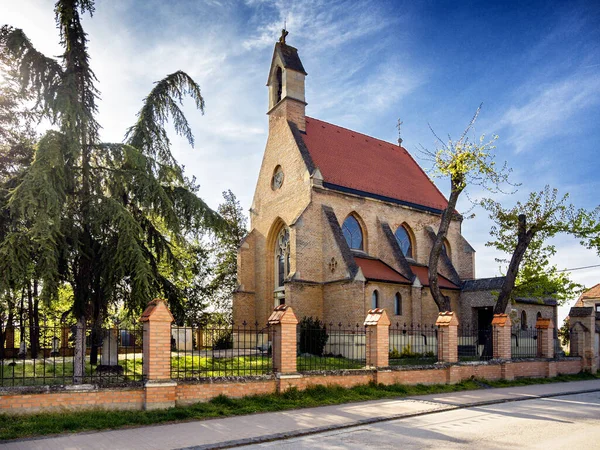 斯洛伐克Svaty Juraj Malinovo的圣乔治教堂 — 图库照片
