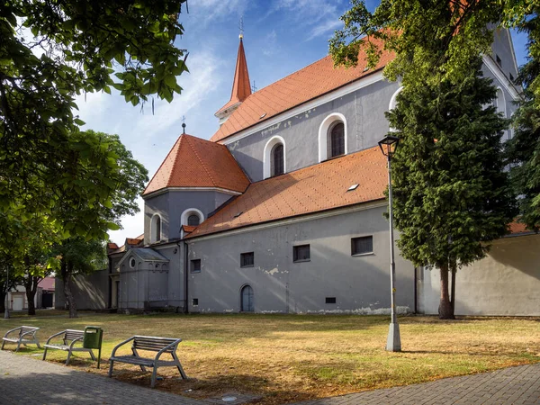 Gereja Katolik Perawan Maria Yang Tak Bernoda Menara Malacky Slowakia — Stok Foto