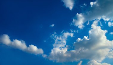Gökyüzündeki bulutlar