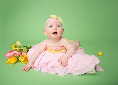 Paskalya kıyafeti, Tummy zaman bebek