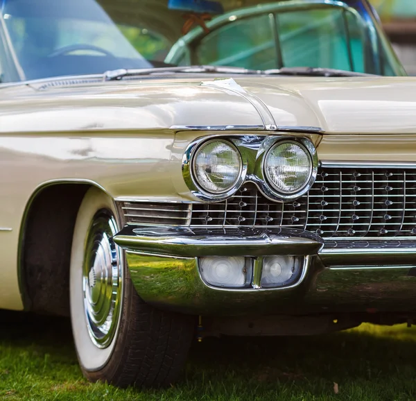 Headlight of vintage car — Stock Photo, Image