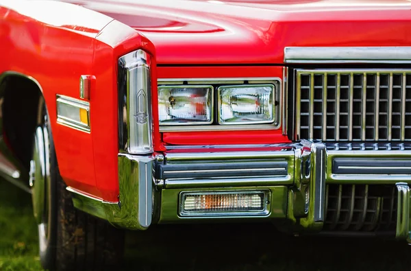 Červený Cadillac Eldorado — Stock fotografie