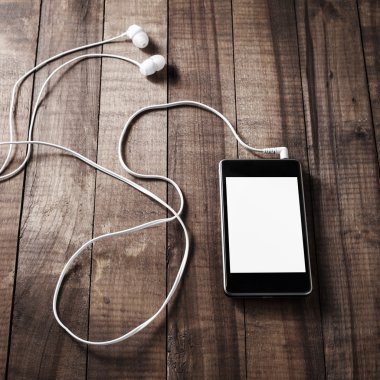 boş bir ekran ile cep telefonu