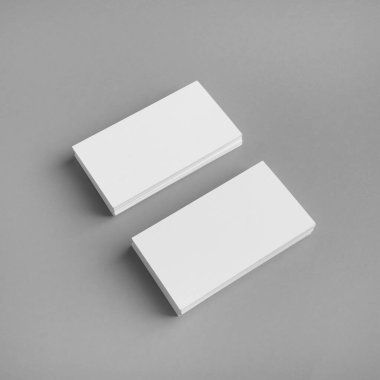 Gri kâğıt üzerinde boş kartvizit şablonu. Grafik tasarımcıları için şablon.