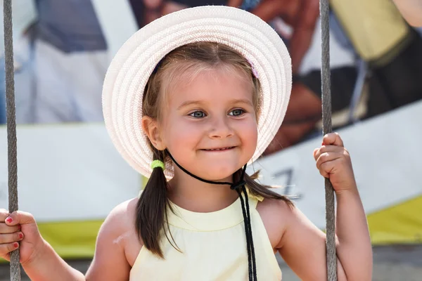 Niña sonriendo — Foto de Stock