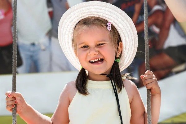 Niña feliz — Foto de Stock