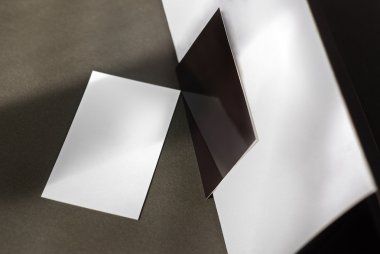 Siyah beyaz kartvizitler