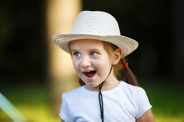 Felice bambina — Foto Stock