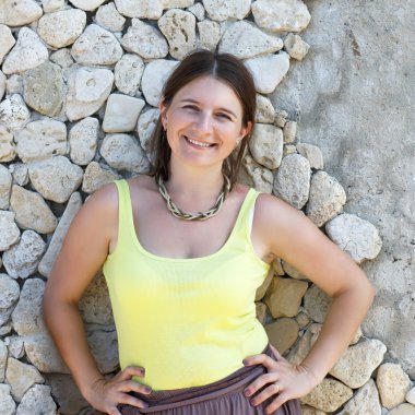 Gülümseyen Kadın