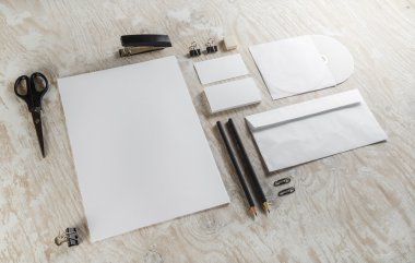 Boş kimlik şablonu