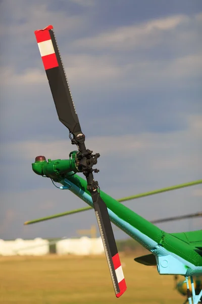 ヘリコプターの尾 propellerof — ストック写真