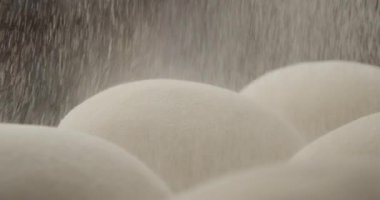 Pizza Hamuru Üzerine Un Siliyorum Mutfak Arkaplanda Yakın Çekim