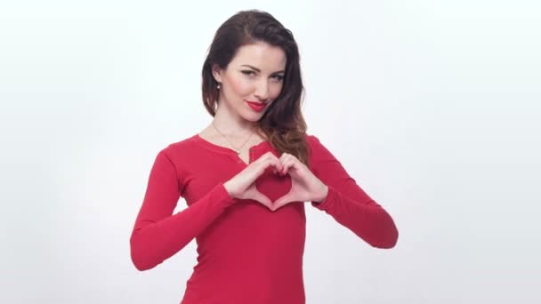 Lady in red showing heart shape — Stock Video