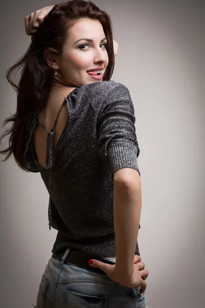 Dil orta gösteren oynak model degrade arka plan vurdu