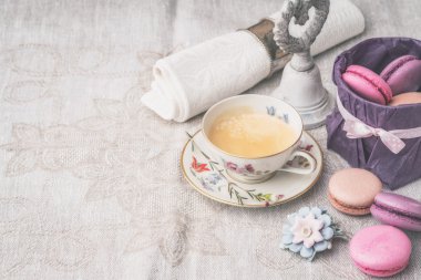 Tatlılar ve süslemeleri ile kahve