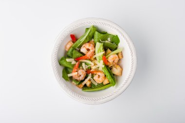 Sezar salata karides, parmesan ve kruton