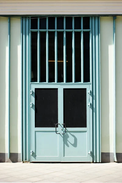 Entrance with black windows — Stock Photo, Image