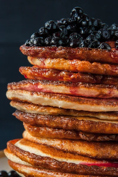 Stack of pancakes with blueberries close-up — Stock Photo, Image