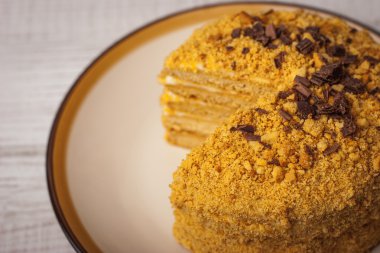 Seramik tabak kapatma - çikolata parçaları ile pasta kadar tatlım