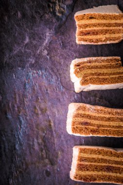 Pastila adet taş arka sağ