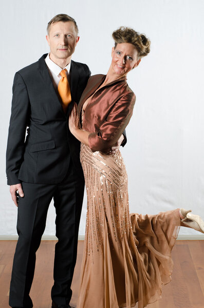 Пара на вечернем мероприятии
