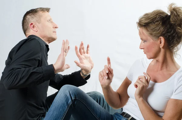 Couple arguing — Stock Photo, Image