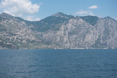 malcesine drirection limone üzerinden garda Gölü görüntüleyin