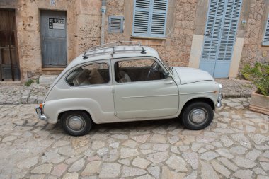 evin önünde tarihi otopark 